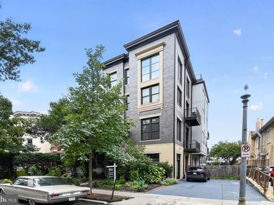 1767 Lanier Pl NW #4