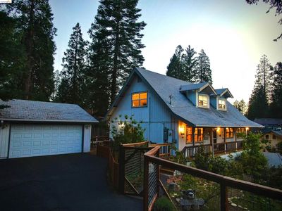 20145 Manzanita St