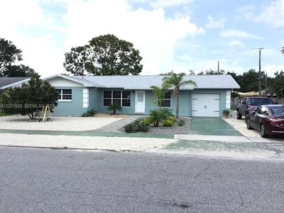 5321 3rd Ave W