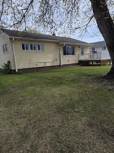 Property at 208 N 10th St, Oakes, ND