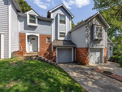 1107 N 84th Ter