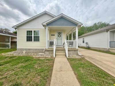 2821 Belief St