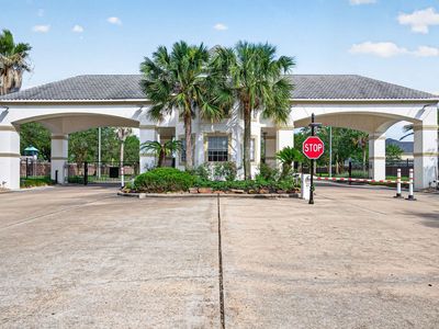 2315 Vinemead Ct