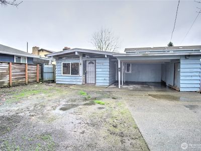 7809 Beacon Avenue S