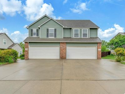 2429 Surrey Dr