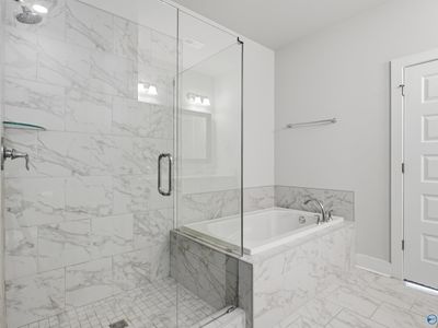 118 Clift Farm Dr