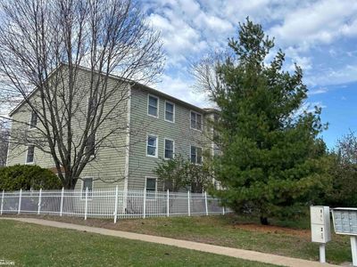 1100 University Manor Dr #B21