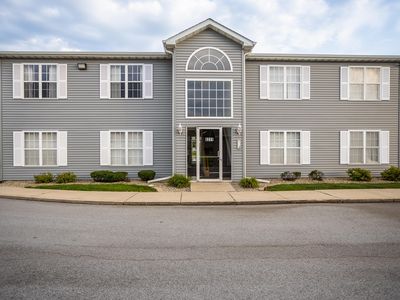 8211 Lincoln Cir APT A