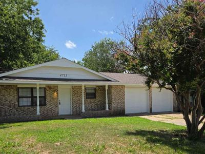 4713 SE Wilshire Ter