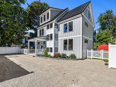 20-20 Plain St #R