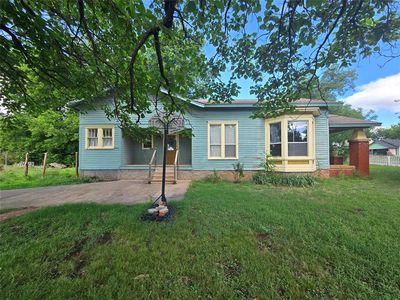 Property at 704 E Vilas Ave, Guthrie, OK