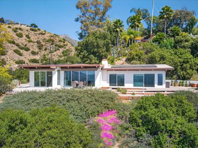 1447 Foothill Rd