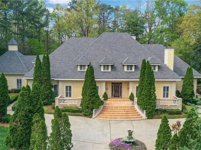 3835 Paces Ferry Rd NW