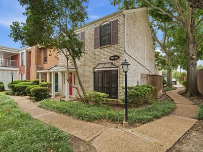 864 Augusta Dr #208