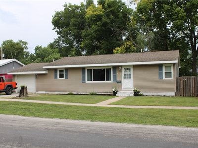 Property at 510 W Hunter St, Sullivan, IL