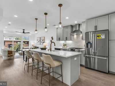 1201 N Quinn St #302