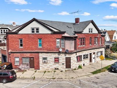 1121 S 46th STREET