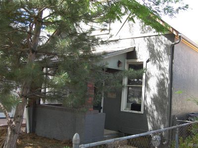 3237 Navajo Street