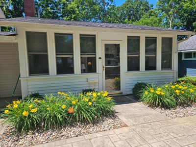 402 Oak Ave