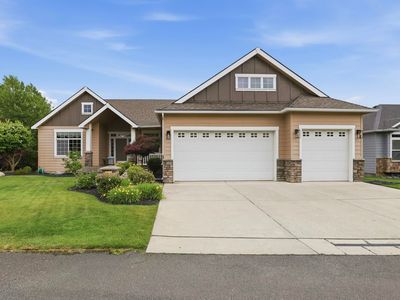 17706 E Galaxy Dr