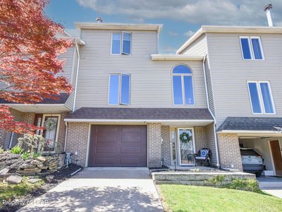 63 Clarks Ln
