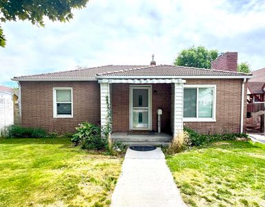 1635 Schodde Ave