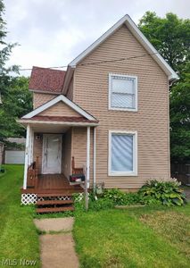 218 Lake Rd