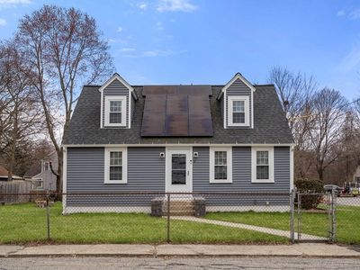 2 Pond St