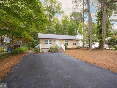 38 Fairway Ln
