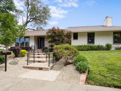 6901 Lincoln Creek Cir