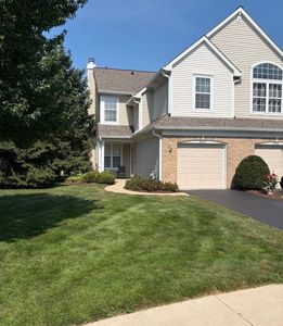 2994 Waters Edge Cir