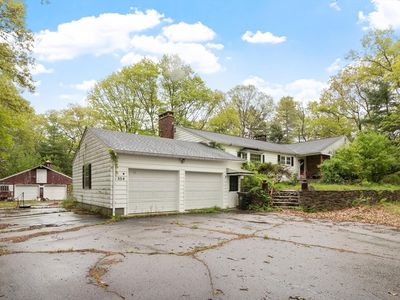 354 Maple St