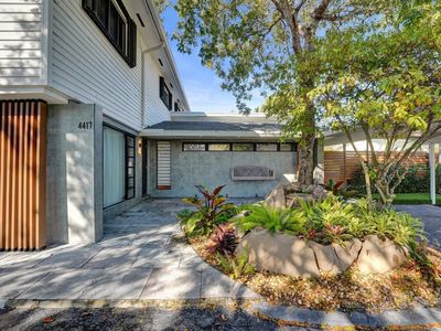 4417 SW 38th Terrace