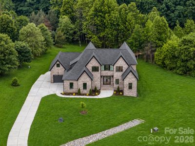 7701 Willowdale Dr