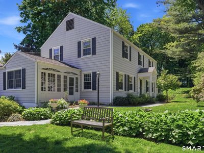 3 Knickerbocker Avenue