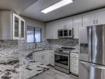 5751 N Kolb Rd UNIT 24204