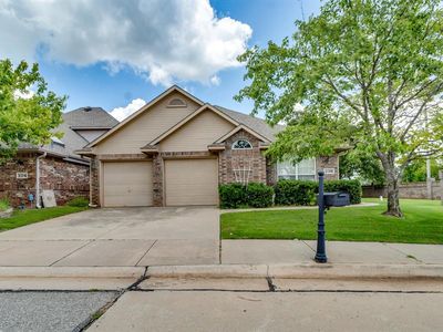 108 S Ridge Pointe Dr