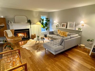 3760 Golden Hills Ter