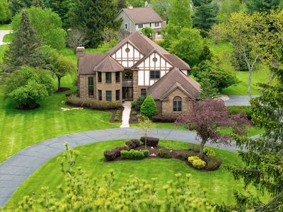 5688 Overbrook Ct