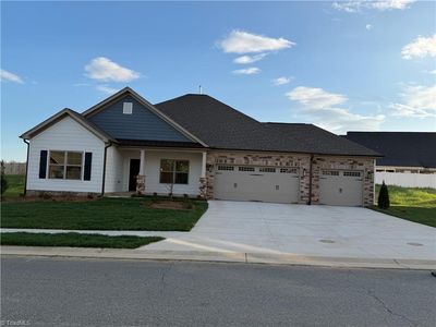 203 Royal Pines Dr