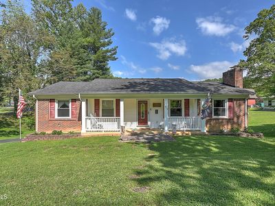 612 Colonial Heights Rd