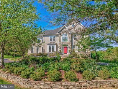 608 Nalls Farm Way