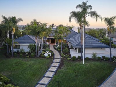 3185 Calle De Debesa