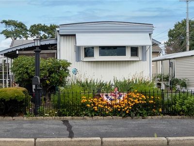 46 Lowell Ave