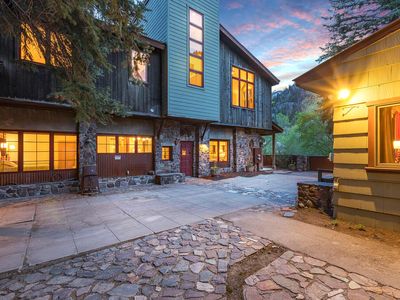 Triplex 115/117/119 7th Ave