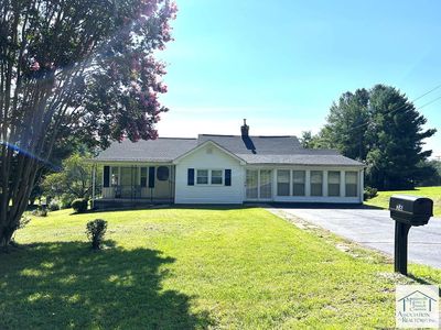 38 Pine View St