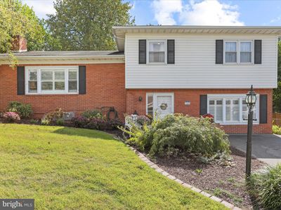 19825 Jefferson Blvd