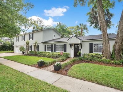 2702 Parkland Dr