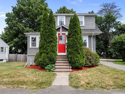 17 Andrews St