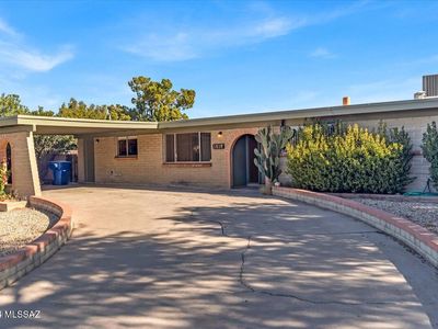 1810 N Heatherbrae Ave